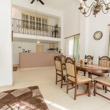 Sunshine House * Episkopiana (Corfu)